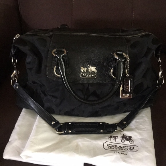 Coach satchel like new condition - Picture 2 of 8